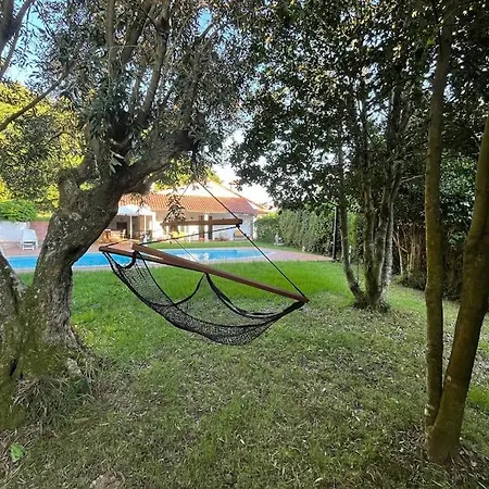Casa En El Campo Con Piscina 빌라 Lousame
