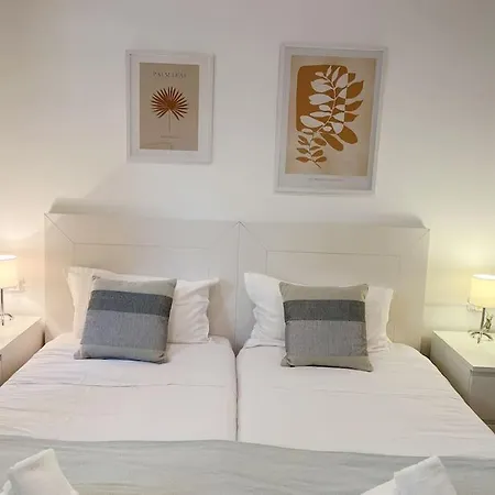 Casa En El Campo Con Piscina Villa Lousame