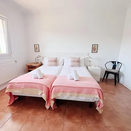 Casa En El Campo Con Piscina 빌라 Lousame