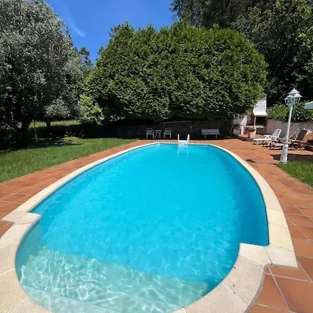 Casa En El Campo Con Piscina 빌라 *