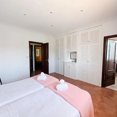 Villa Casa En El Campo Con Piscina *