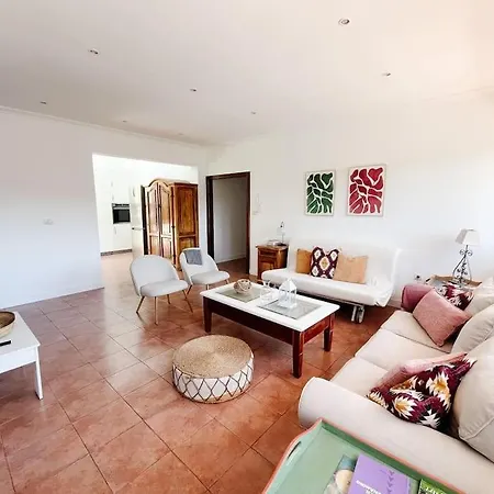 Casa En El Campo Con Piscina Villa Lousame