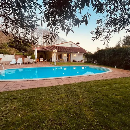 Casa En El Campo Con Piscina * Lousame